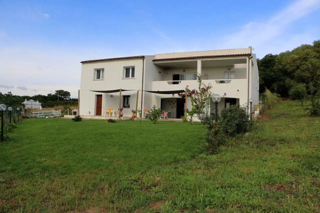 Bed & Breakfast Bnb Anacleto Bassacutena
